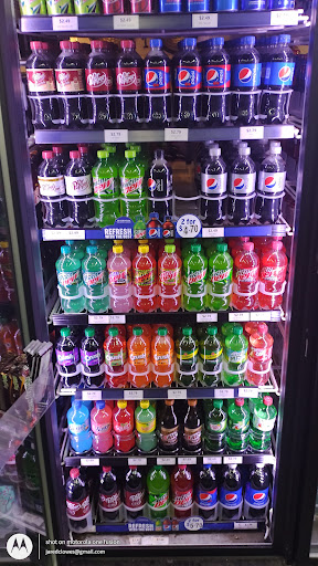 Supermarket «Hillcrest Market», reviews and photos, 110 Summit Ave E, Seattle, WA 98102, USA