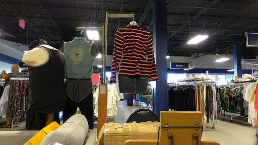 Thrift Store «Goodwill Thrift Store - Gainesville South», reviews and photos