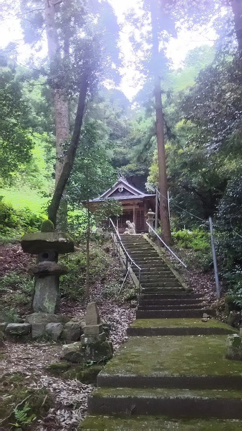 卯垣神社
