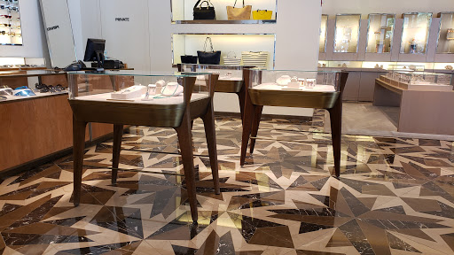 Department Store «Barneys New York, Chicago», reviews and photos, 15 E Oak St, Chicago, IL 60611, USA