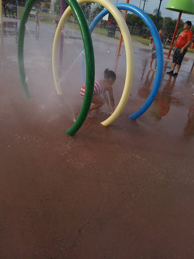 Water Park «Freddy Gonzalez Memorial Park Splash Playground», reviews and photos, 1402 S 18th Ave, Edinburg, TX 78539, USA