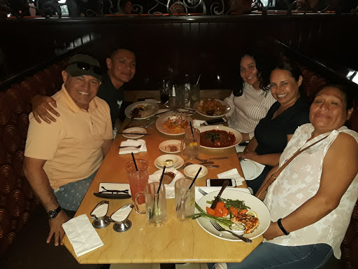 Book Store «Barnes & Noble», reviews and photos, 55 Parsonage Rd, Edison, NJ 08837, USA