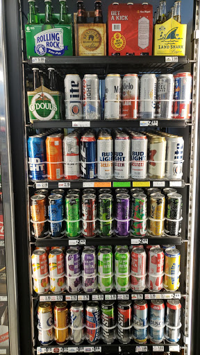 Liquor Store «Gate Six Liquor Store», reviews and photos, 15158 Fort Campbell Blvd, Oak Grove, KY 42262, USA