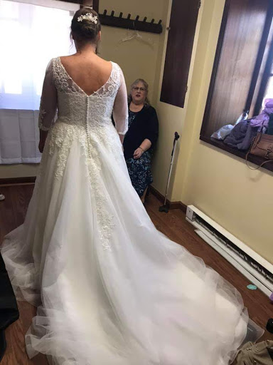 Bridal Shop «Potomac Bridals - Hagerstown Bridal, Prom, Tuxedo, Special Occasions», reviews and photos, 710 Dual Hwy, Hagerstown, MD 21740, USA