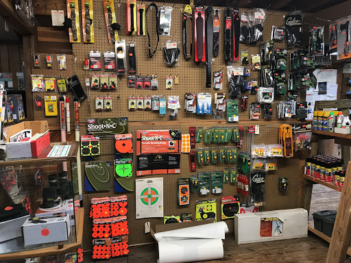 Gun Shop «A. W. Peterson Gun Shop», reviews and photos, 4255 W Old US Hwy 441, Mt Dora, FL 32757, USA