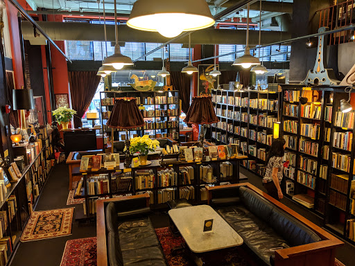 Book Store «Battery Park Book Exchange», reviews and photos, 1 Page Ave #101, Asheville, NC 28801, USA