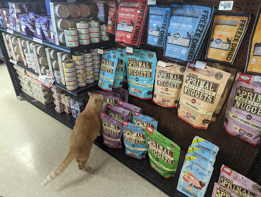 Pet Supply Store «Sunflower Natural Pet Supplies», reviews and photos, 514 Pillsbury Dr, Manhattan, KS 66502, USA