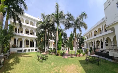 Hotel Ananta palace image