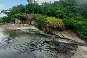 Gudguda Waterfall, Gajapati image