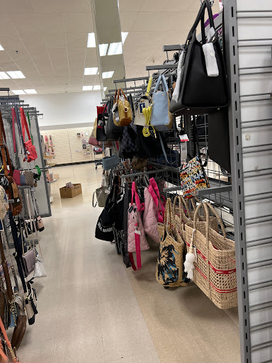 Department Store «Marshalls», reviews and photos, 5438 New Hope Commons Dr, Durham, NC 27707, USA