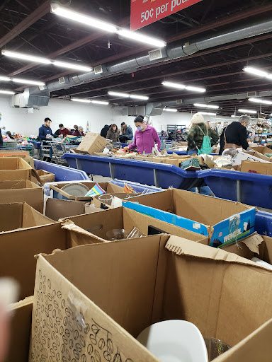 Thrift Store «St. Vincent de Paul Dig & Save Outlet», reviews and photos, 1900 S Park St, Madison, WI 53713, USA