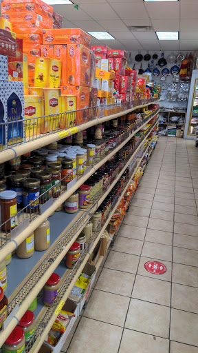 Grocery Store «Royal Indian Grocery», reviews and photos, 560 New Park Ave, West Hartford, CT 06110, USA