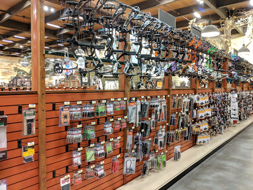 Sporting Goods Store «Bass Pro Shops», reviews and photos, 5160 Cherry Ave, San Jose, CA 95118, USA