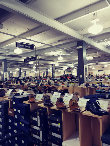 Shoe Store «DSW Designer Shoe Warehouse», reviews and photos, 2500 Central Park Ave, Yonkers, NY 10710, USA