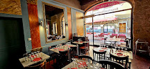 Atmosphère du Restaurant Le Petit Bouchon de la Place à Lyon - n°8
