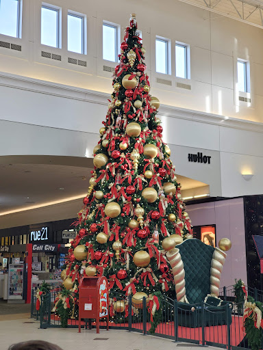 Shopping Mall «Kennedy Mall», reviews and photos, 555 John F Kennedy Rd, Dubuque, IA 52002, USA