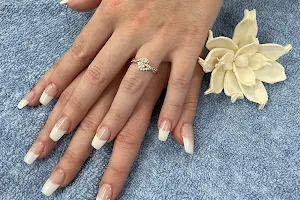 Topline Nails image