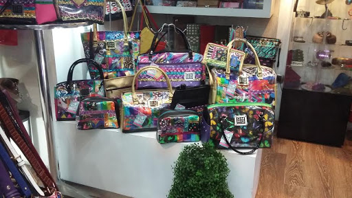 TRENDY, C.A Carteras y Accesorios