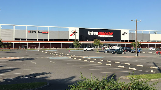 Intermarché SUPER Liffré Route d'Ercé-près-Liffré, 2 Centre Commercial, 35340 Liffré, France