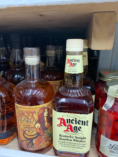 Liquor Store «Peachtree Package Store», reviews and photos, 300 Peachtree St NE # Cs1, Atlanta, GA 30308, USA