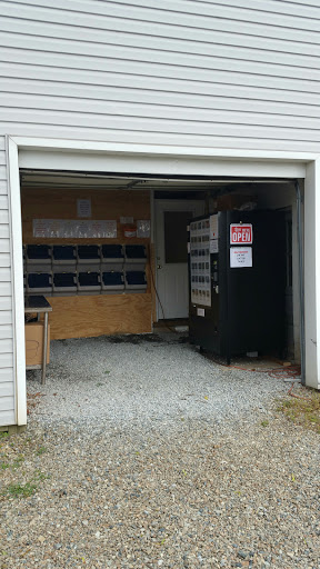 Sporting Goods Store «Phillips Bait & Tackle», reviews and photos, 773 Lancaster Pike, Quarryville, PA 17566, USA