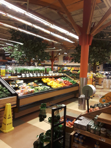 Grocery Store «Hannaford Supermarket», reviews and photos, 73 Fort Eddy Rd, Concord, NH 03301, USA