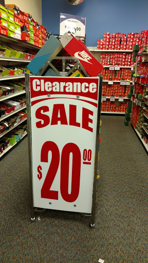 Shoe Store «Shoe Carnival», reviews and photos, 4125 Phoenix Ave, Fort Smith, AR 72903, USA