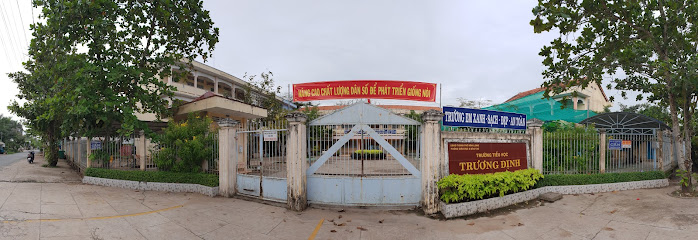 Trường Tiểu Học Trương Định