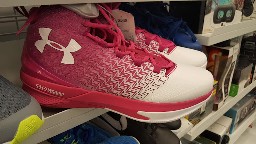 Clothing Store «Ross Dress for Less», reviews and photos, 14659 Cumberland Gap Pkwy, Corbin, KY 40701, USA