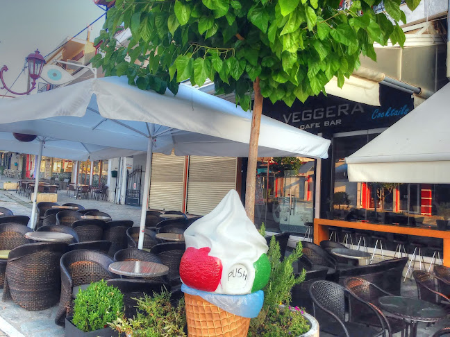 Ι. Μεταξά 20, Λεπτοκαρυά 600 63