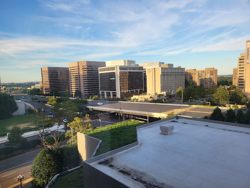 Shopping Mall «Crystal City Shops», reviews and photos, 2200 Crystal Dr, Arlington, VA 22202, USA