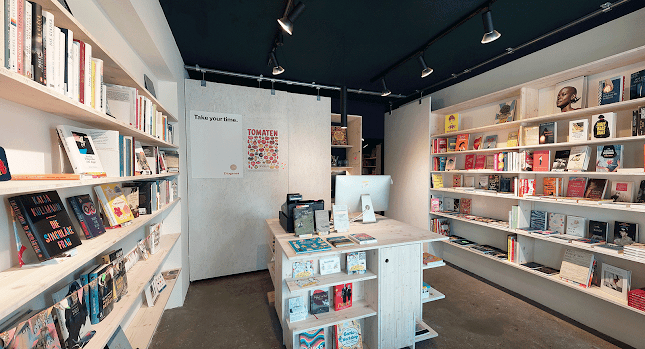 El Liesyum Buchladen - Buchhandlung