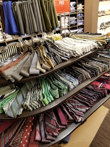 Shopping Mall «The Bay Terrace», reviews and photos, 23-98 Bell Blvd, Bayside, NY 11360, USA