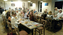 Atmosphère du Restaurant Le Vieux Bois à Saint-Ciers-Champagne - n°8