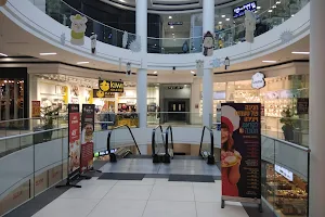 Mevaseret Mall image