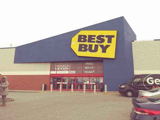 Electronics Store «Best Buy», reviews and photos, 4610 S 76th St, Greenfield, WI 53220, USA