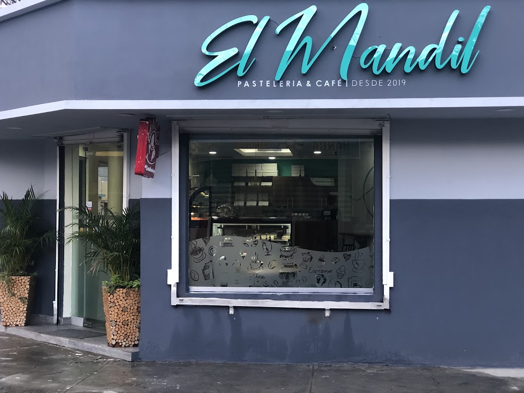 El Mandil Pastelería & Café