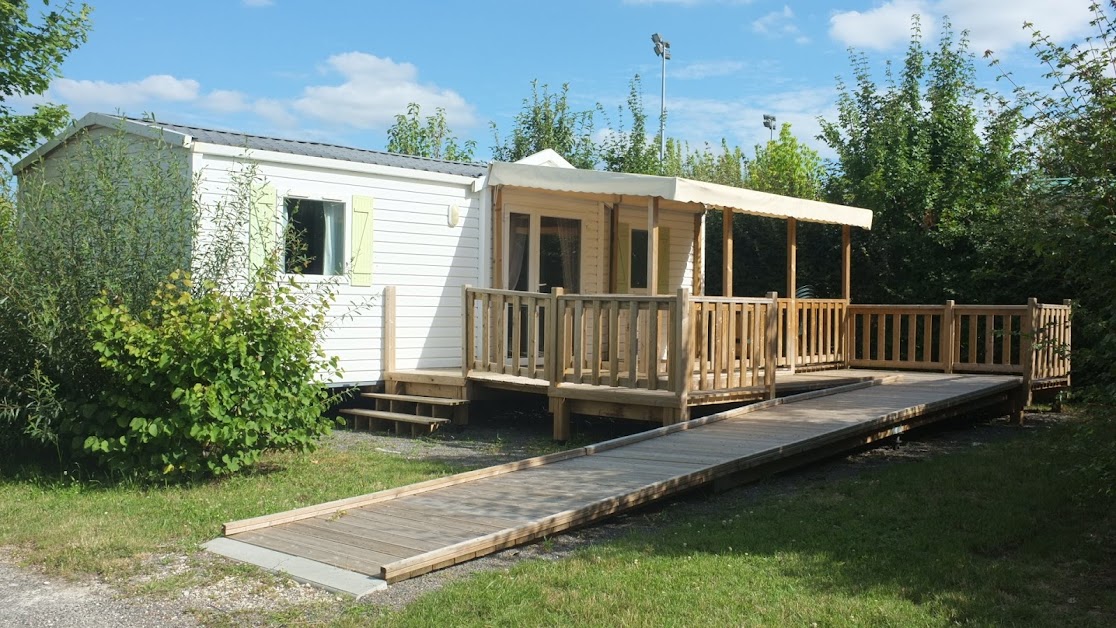 Camping Bel Air Village Le Plan d'Eau à Saint-Yrieix-sur-Charente (Charente 16)