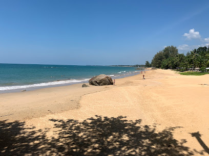 ชายทะเลหาดเขาหลัก Khao Lak beach