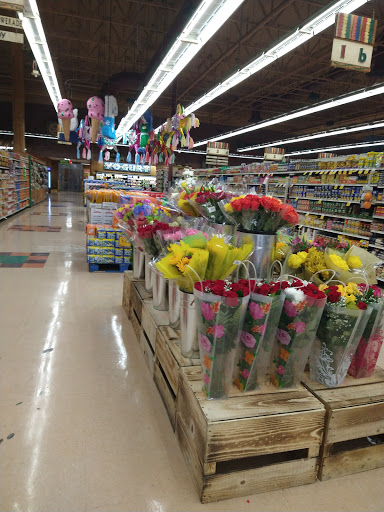 Grocery Store «Los Altos Ranch Market», reviews and photos, 3223 W Indian School Rd, Phoenix, AZ 85017, USA