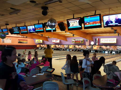 Sports Bar «West County Lanes», reviews and photos, 15727 Manchester Rd, Ellisville, MO 63011, USA