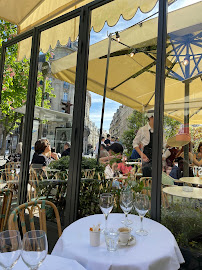Atmosphère du Restaurant français Amourette Passy Tour Eiffel à Paris - n°14
