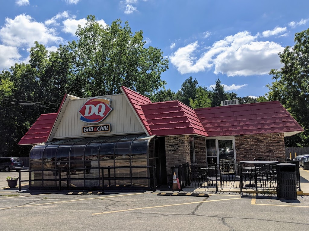 Dairy Queen Grill & Chill 61853