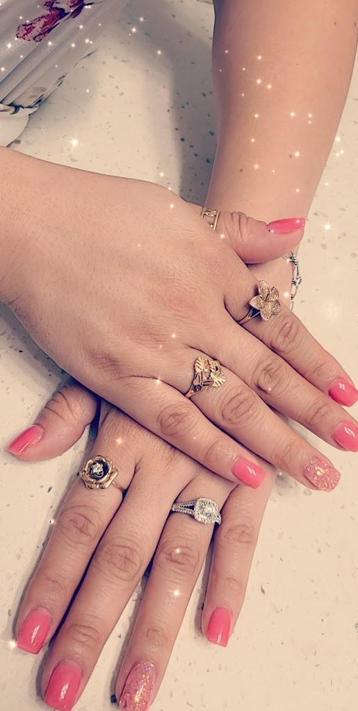 J & J Nails 77530