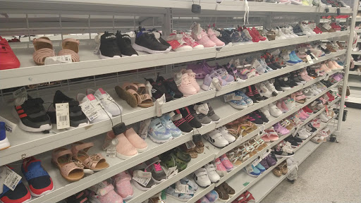 Shopping Mall «Southport Shopping Center», reviews and photos, 1303 SE 17th St, Fort Lauderdale, FL 33316, USA