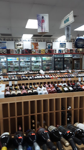 Liquor Store «Varadero Liquors», reviews and photos, 5717 NW 7th St, Miami, FL 33126, USA