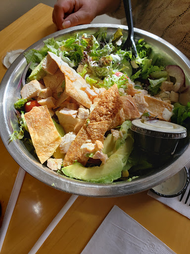 Restaurant «Savory Salads», reviews and photos, 2932 W Euclid Ave, Arlington Heights, IL 60005, USA