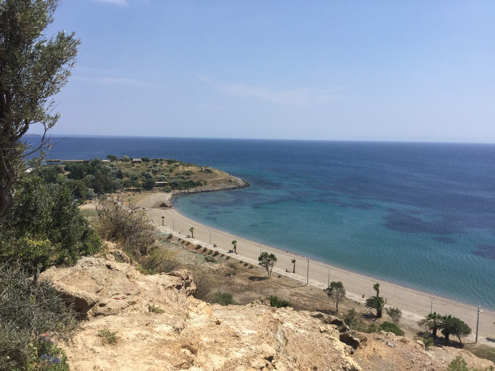 Foto de Urkmez beach y el asentamiento
