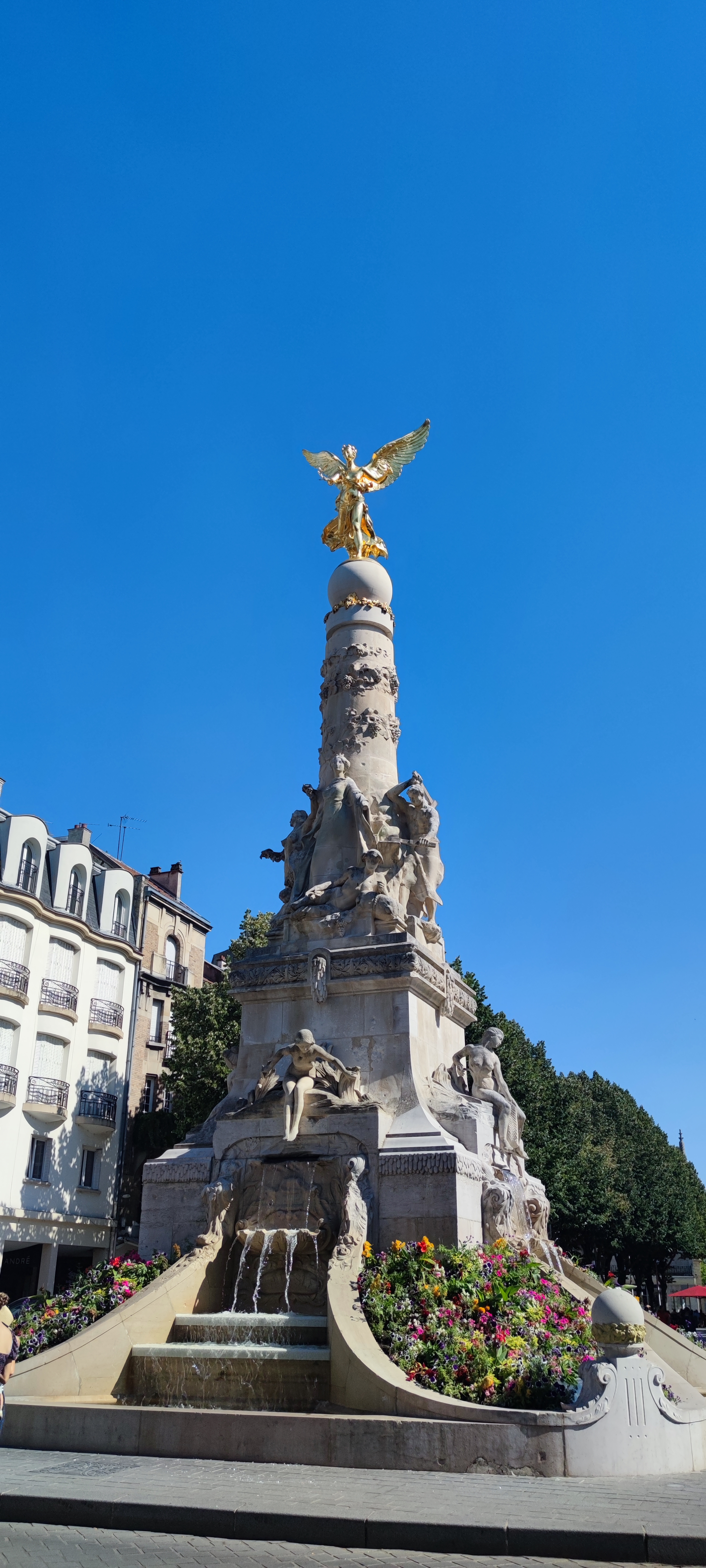 Photo n° 2 de l'avis de le.I fait le 15/08/2022 à 01:40