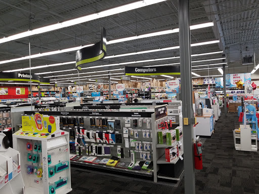 Office Supply Store «Staples», reviews and photos, 7157 Narcoossee Rd, Orlando, FL 32822, USA